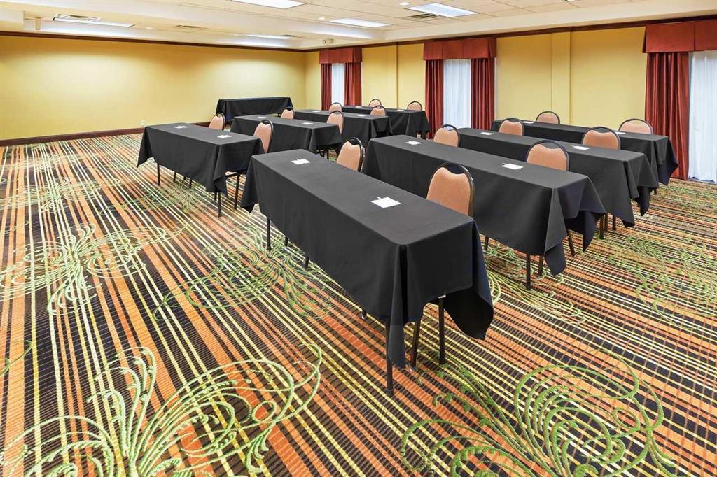 Hampton By Hilton Oklahoma City I-40 East- Tinker Afb Мидуэст-Сити Удобства фото