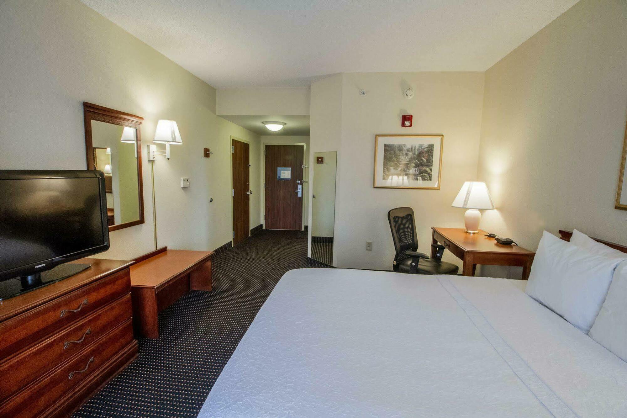 Hampton By Hilton Oklahoma City I-40 East- Tinker Afb Мидуэст-Сити Экстерьер фото