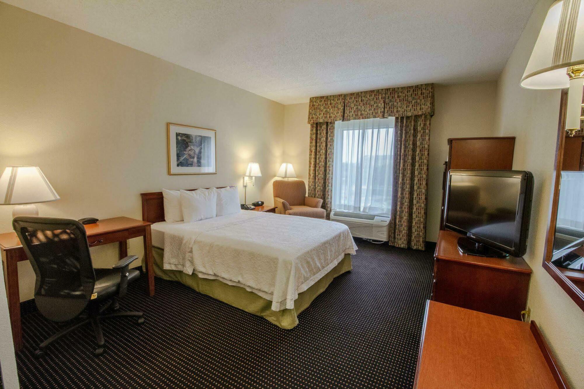 Hampton By Hilton Oklahoma City I-40 East- Tinker Afb Мидуэст-Сити Экстерьер фото
